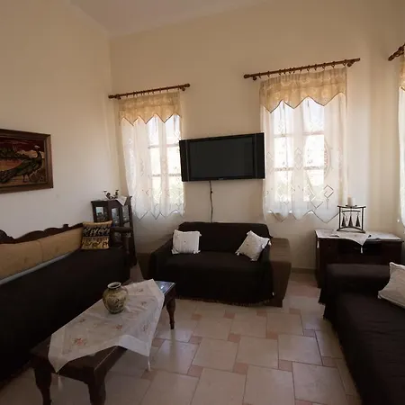 Mansion Kalypso בית נופש