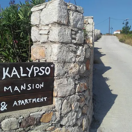 Mansion Kalypso בית נופש *